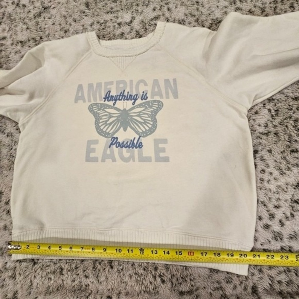 American Eagle Butterfly Graphic Raglan Sweatshirt Cream Womens Medium Relaxed - Picture 8 of 10